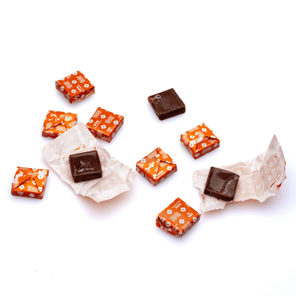 cheeba chews delta 9 chocolate taffy sativa 100 mg delta 9 thc total pile.webp cheeba chews delta 9 chocolate taffy sativa 100 mg delta 9 thc total pile.webp